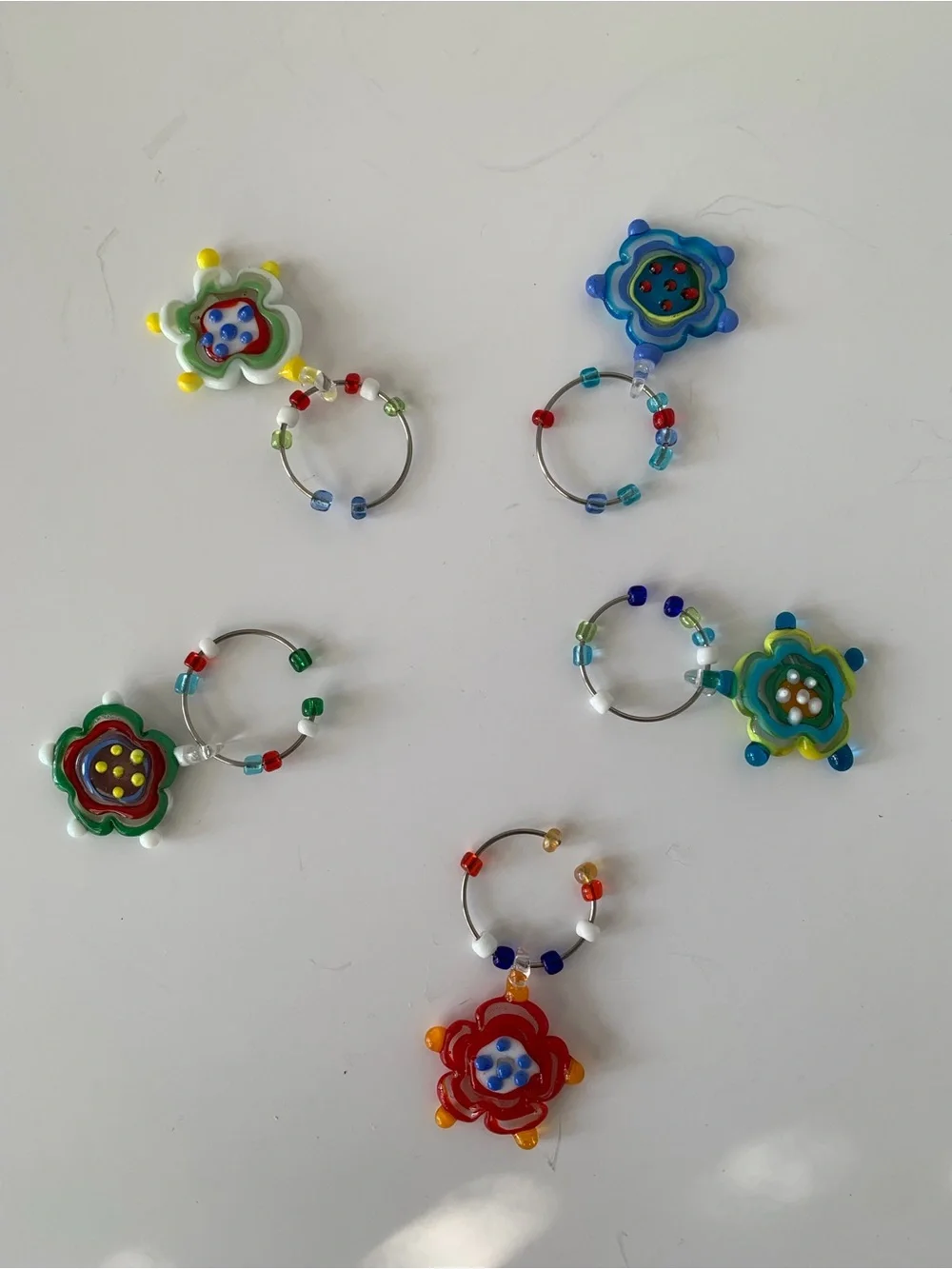 Wine Glass Charms Set of 5 Silvertone Rings Multicolor Beads Designs